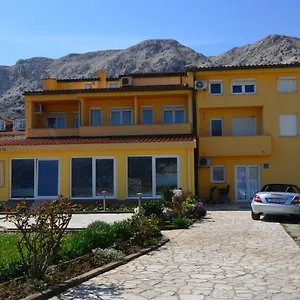 Dani Bed & Breakfast Baška